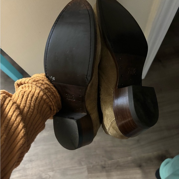 Frye diana suede pull on booties size 6.5 - Picture 6 of 10